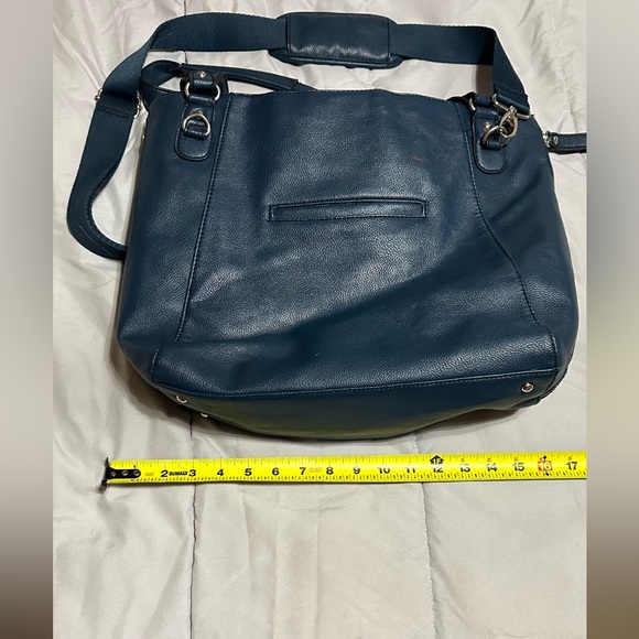 Kenneth Cole Reaction computer bag - Picture 3 of 7